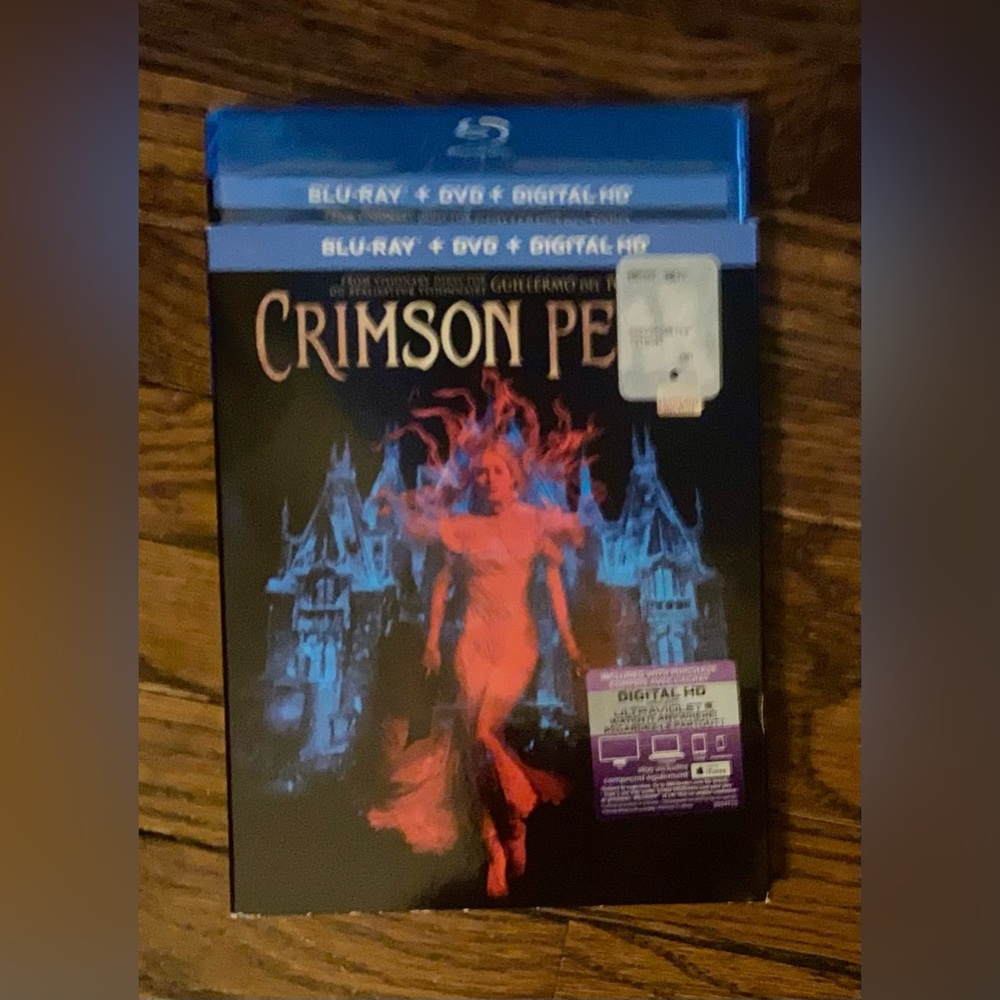 Crimson Peak Blu-ray DVD Digital HD